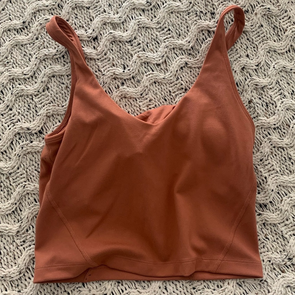 Gilly Hicks active recharge plunge tank
